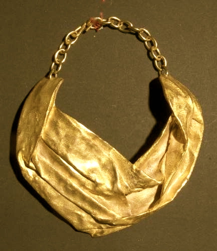 Bronze drapé YSL.81